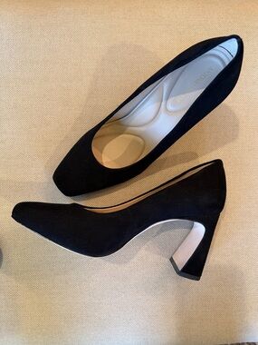 ANTONIO MELANI Black Suede Heels 7M